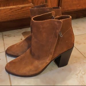 Dolce Vita ankle boots